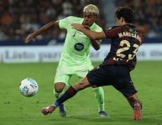 HTH华体会-巴萨3-2莱万特 亚马尔造烏(wū)龙绝杀