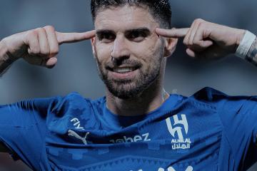 华体会体育首页-曼联明夏可免费签铁腰，其愿降薪一半重返英超！冬窗亦可2000万买到