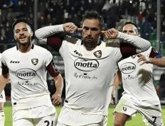 华体会体育下载-卡利亚里VS罗马