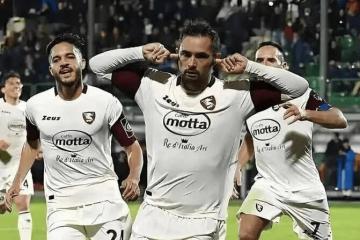 华体会体育下载-卡利亚里VS罗马