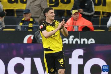 华体会体育下载-德甲(jiǎ)：多特蒙德胜奥格斯堡