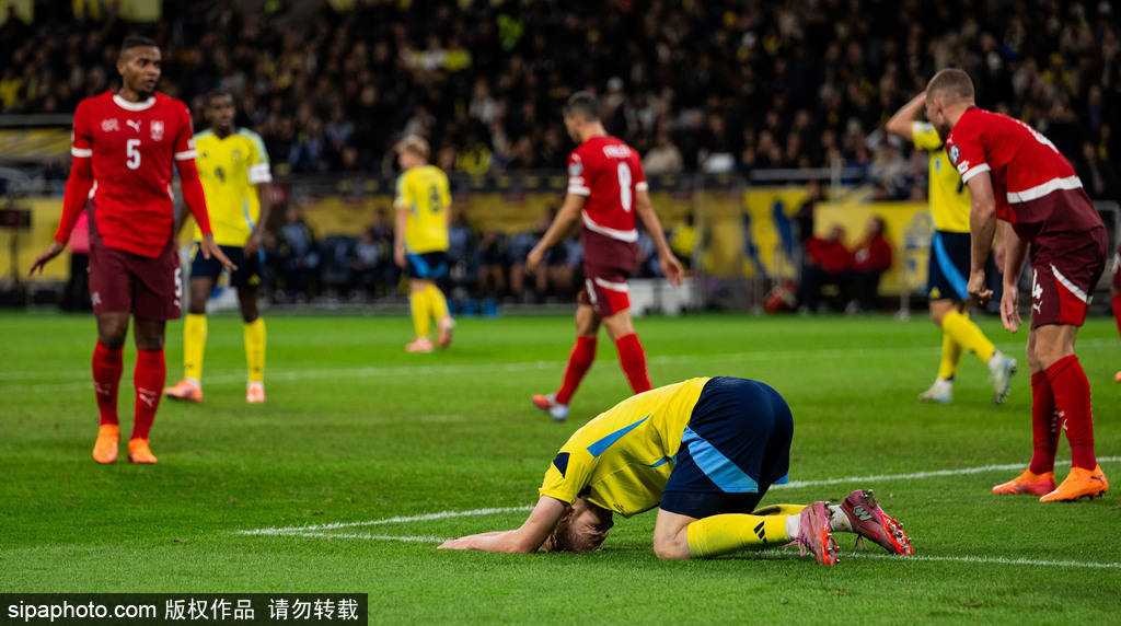 华体会体育首页-带不动!阿森纳利物浦两大神锋联手造良机 热刺小将失空门