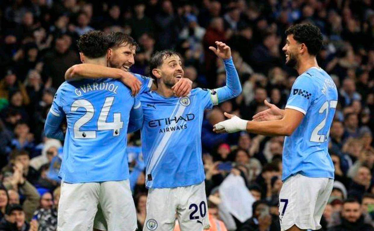 HTH华体会-英超联赛第15轮曼城主场3-0击败桑德兰 目前英超积分榜第二名