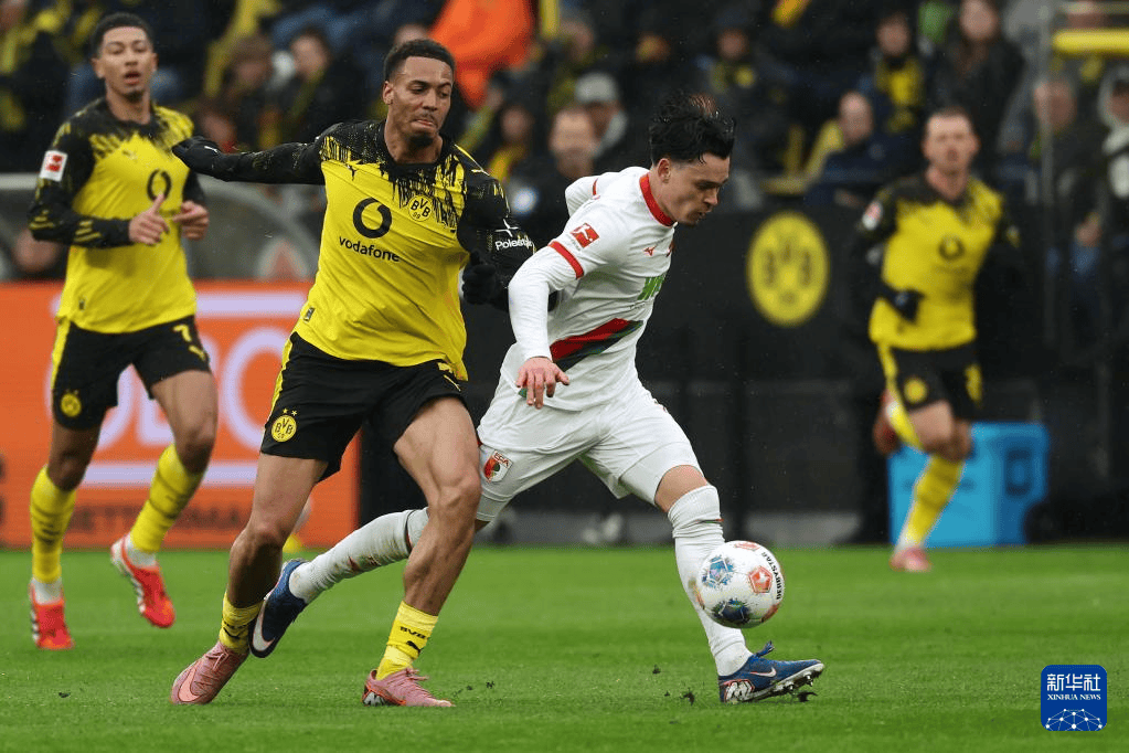 华体会体育下载-德甲(jiǎ)：多特蒙德胜奥格斯堡